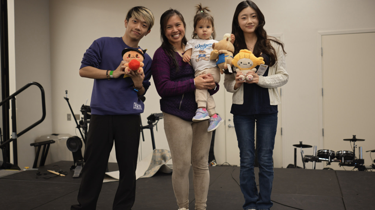 Crystal, Mackenzie & Stuffed Animal Winners – 2025 Temple St