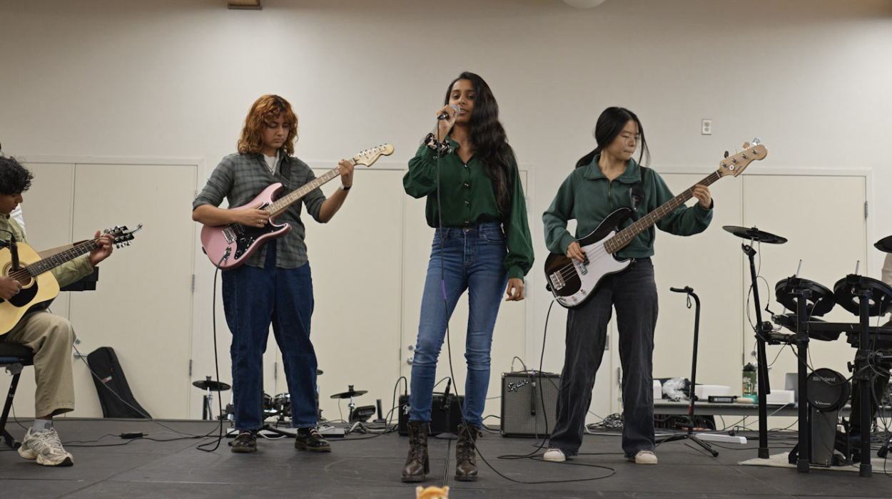 Student band with singer – 2025 Temple St