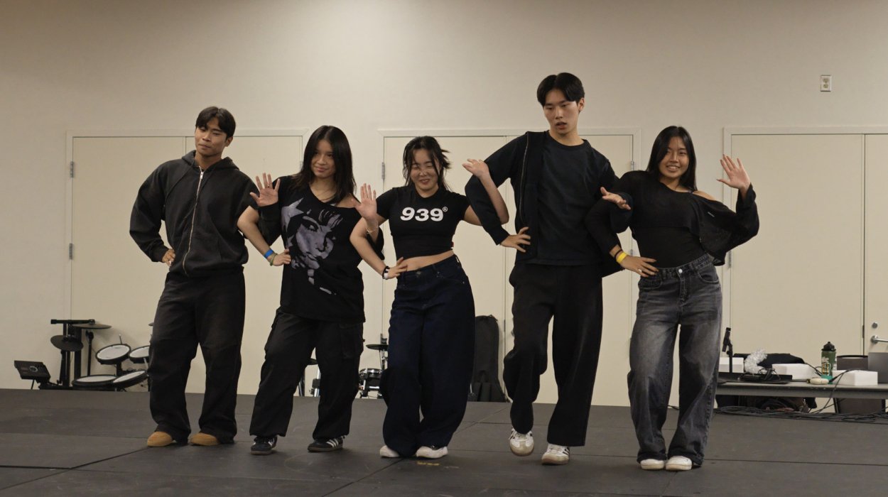 Students dancing – 2025 Temple St