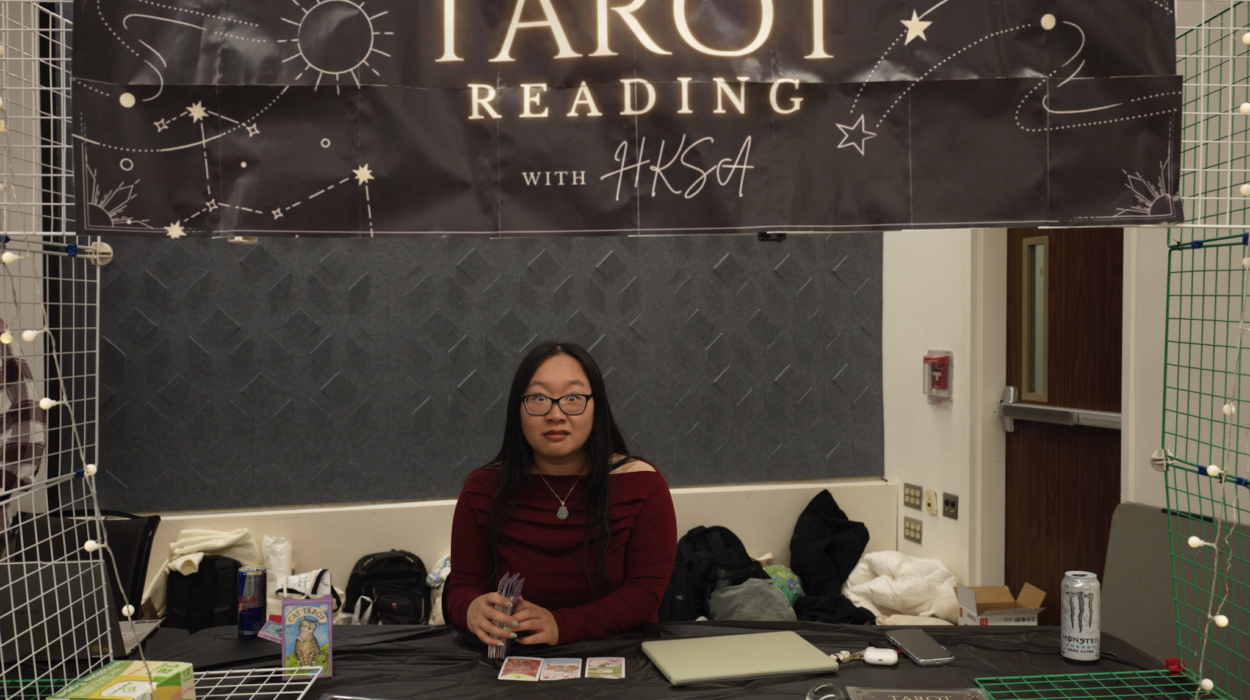 Tarot Reading Booth – 2025 Temple St